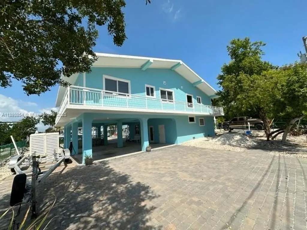62 Waterways Drive Key Largo FL 33037