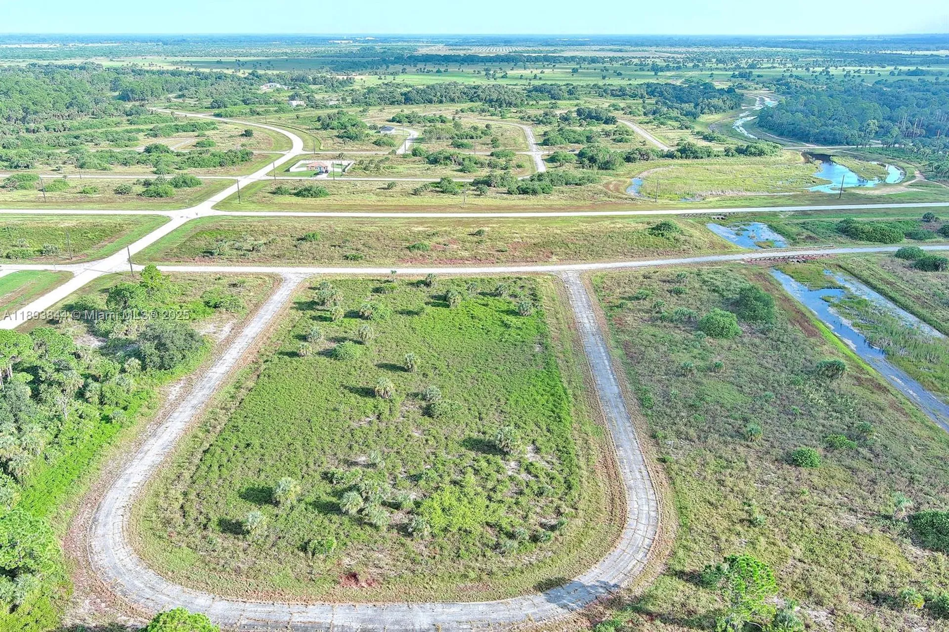 121 Ardmore Circle Other City - In The State Of Florida FL 33935