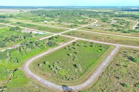 121 Ardmore Circle Other City - In The State Of Florida FL 33935