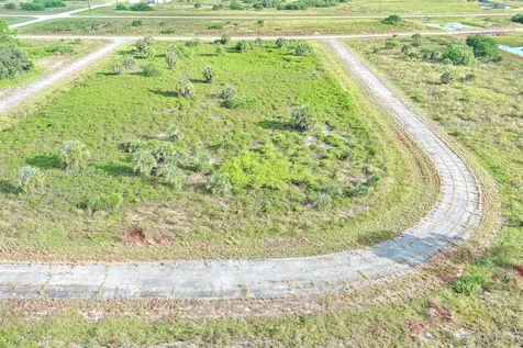 121 Ardmore Circle Other City - In The State Of Florida FL 33935