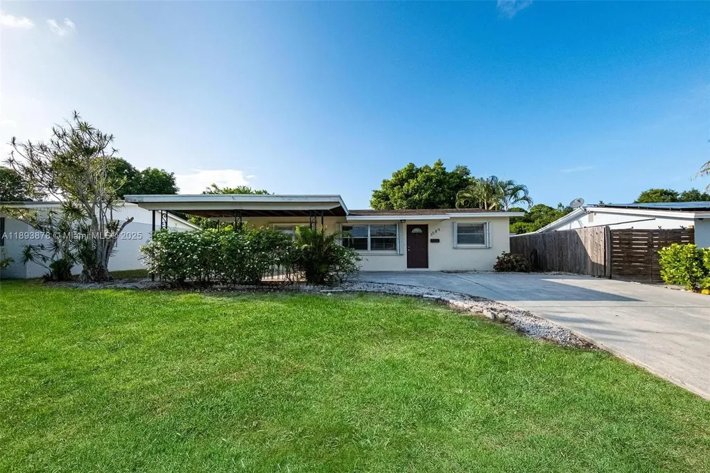 3589 Island Road Palm Beach Gardens FL 33410