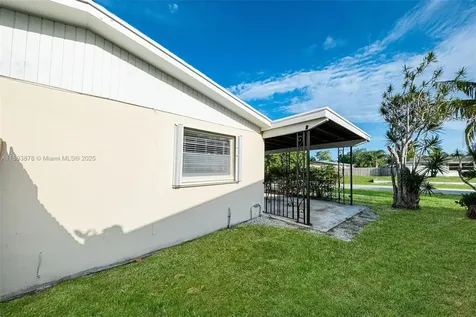 3589 Island Road Palm Beach Gardens FL 33410