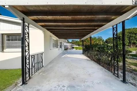 3589 Island Road Palm Beach Gardens FL 33410