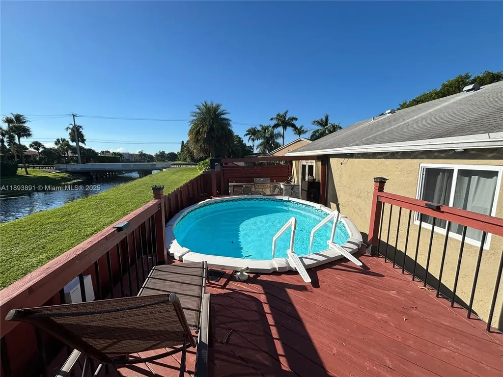 9801 Ridgecreek Road Boca Raton FL 33496