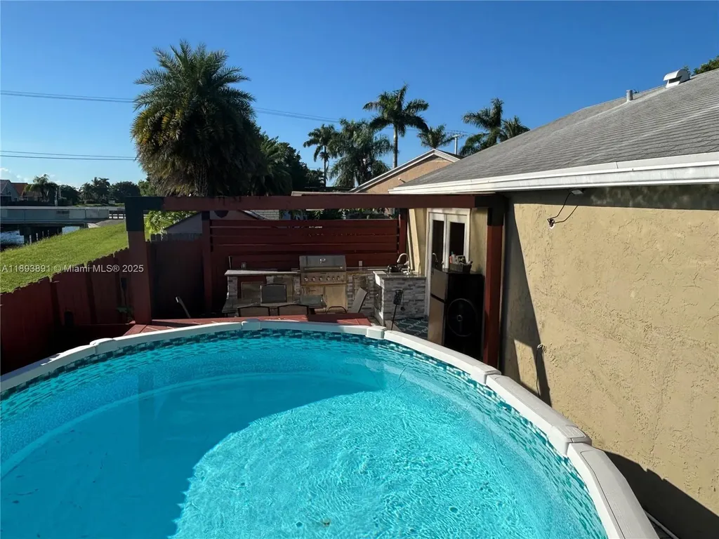 9801 Ridgecreek Road Boca Raton FL 33496