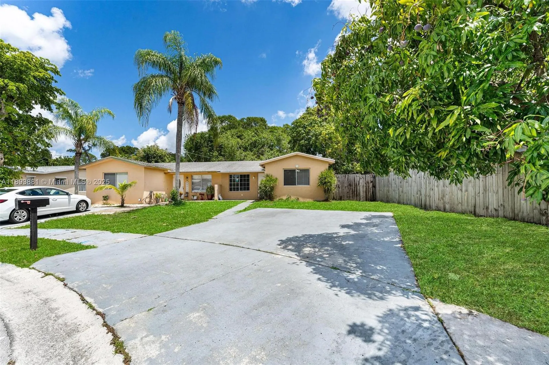 22123 SW 62nd Court Boca Raton FL 33428