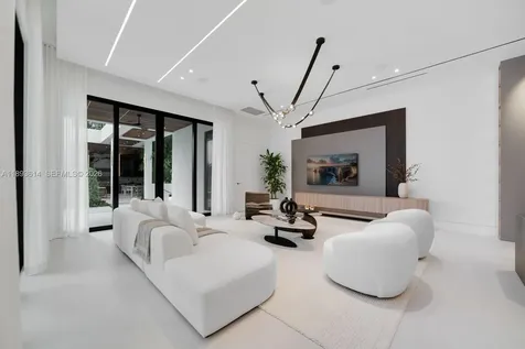 9900 SW 125th Avenue Miami FL 33186
