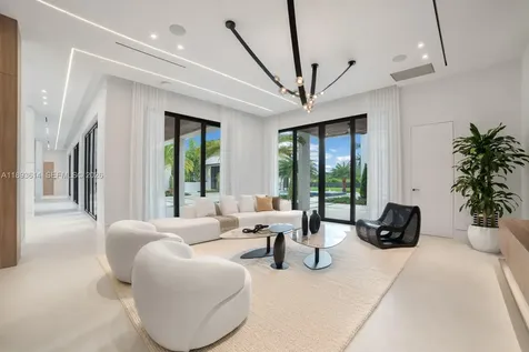 9900 SW 125th Avenue Miami FL 33186