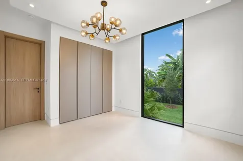 9900 SW 125th Avenue Miami FL 33186