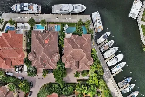 1516 Island Boulevard Aventura FL 33160