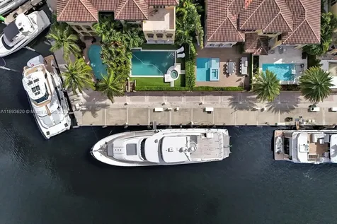 1516 Island Boulevard Aventura FL 33160