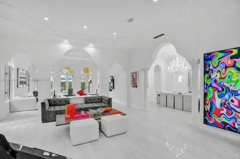 1516 Island Boulevard Aventura FL 33160
