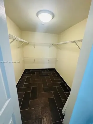 7800 Collins Avenue Miami Beach FL 33141