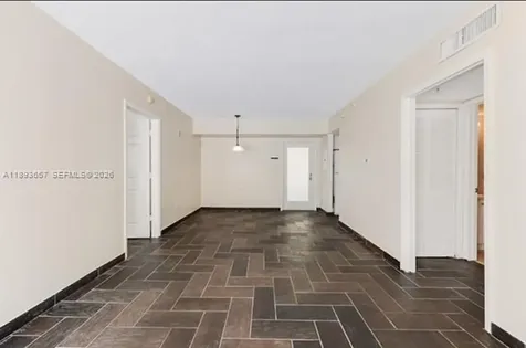 7800 Collins Avenue Miami Beach FL 33141