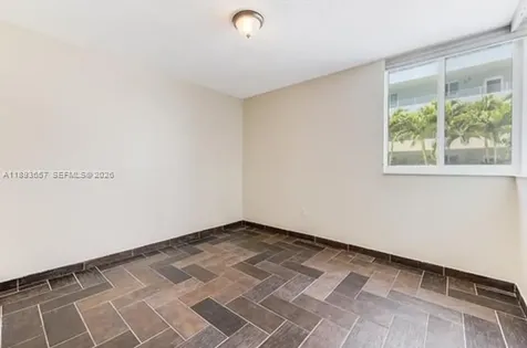 7800 Collins Avenue Miami Beach FL 33141