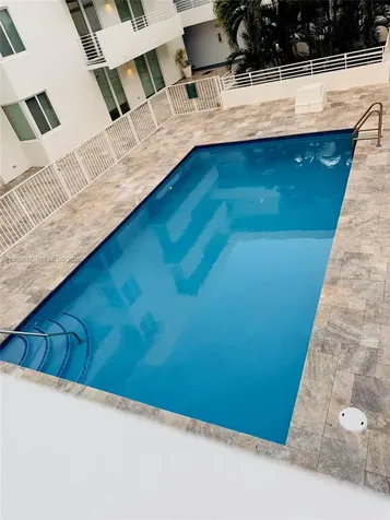 7800 Collins Avenue Miami Beach FL 33141