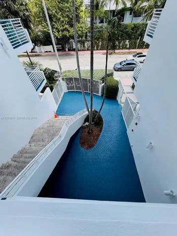 7800 Collins Avenue Miami Beach FL 33141