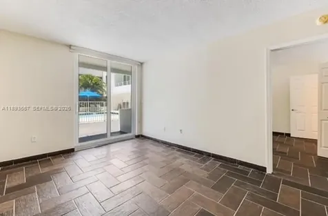 7800 Collins Avenue Miami Beach FL 33141