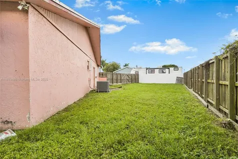 12424 SW 259th Terrace Homestead FL 33032