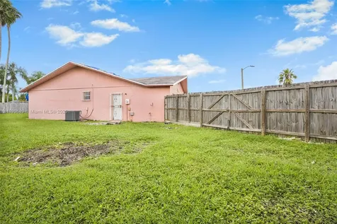 12424 SW 259th Terrace Homestead FL 33032