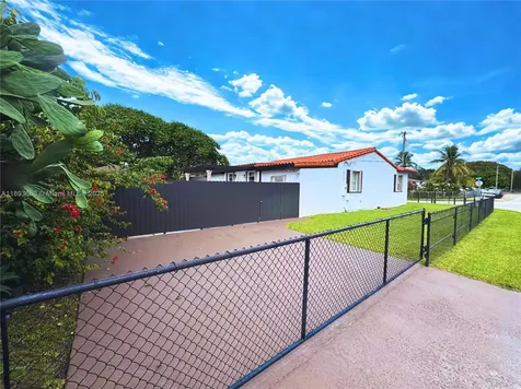 590 SW 36th Avenue Miami FL 33135
