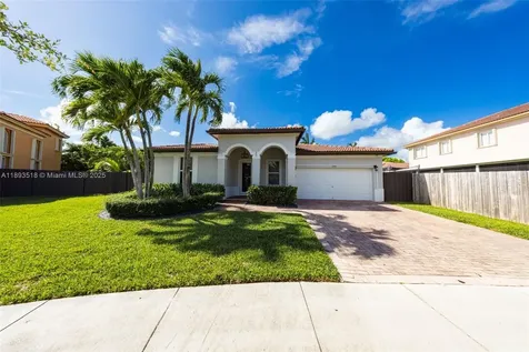 2122 NE 39th Terrace Homestead FL 33033