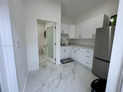 2122 NE 39th Terrace Homestead FL 33033