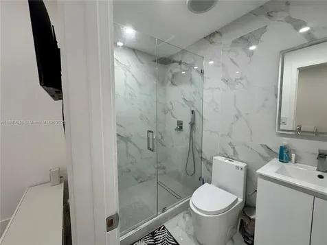 2122 NE 39th Terrace Homestead FL 33033