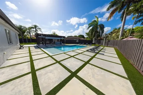 2122 NE 39th Terrace Homestead FL 33033