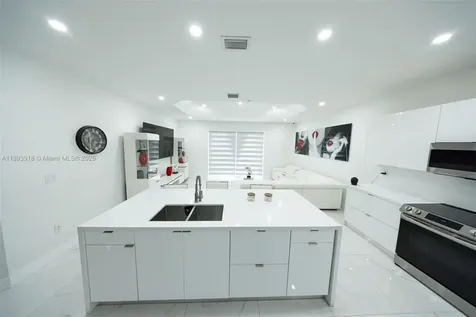 2122 NE 39th Terrace Homestead FL 33033