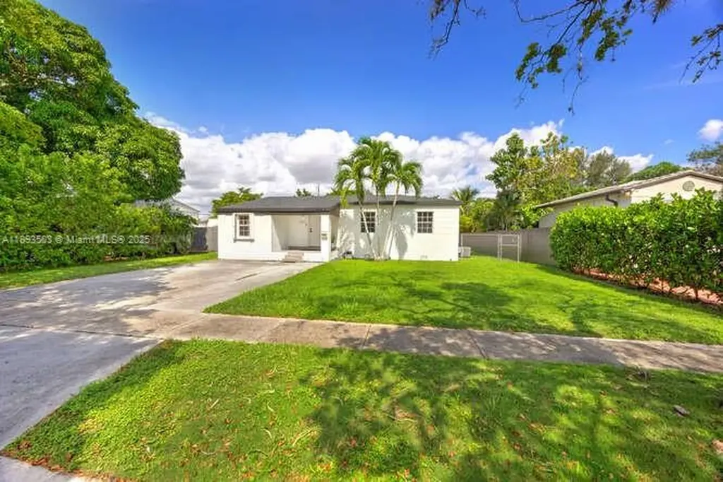 6457 SW 14th Street West Miami FL 33144