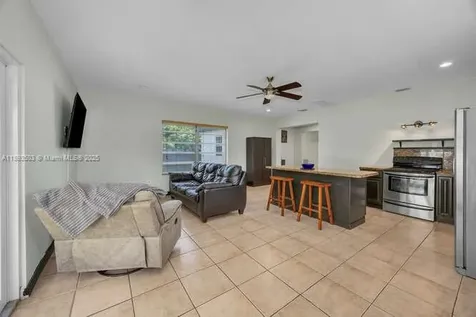 6457 SW 14th Street West Miami FL 33144
