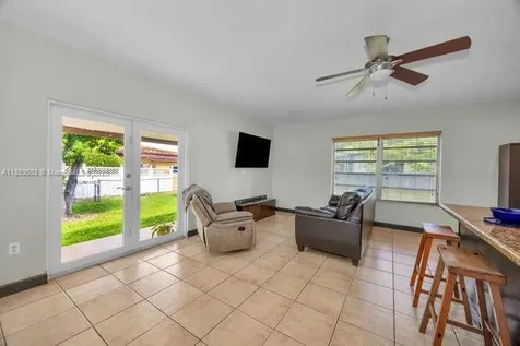6457 SW 14th Street West Miami FL 33144