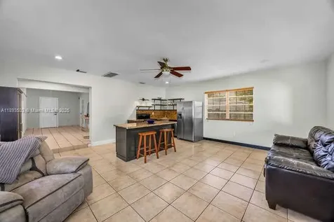 6457 SW 14th Street West Miami FL 33144