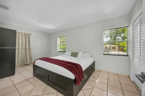 6457 SW 14th Street West Miami FL 33144
