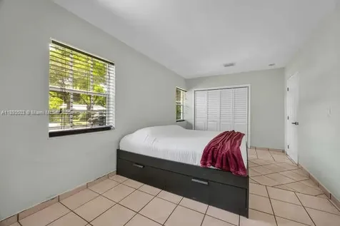 6457 SW 14th Street West Miami FL 33144