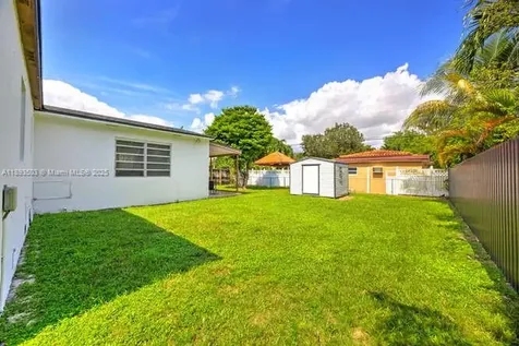 6457 SW 14th Street West Miami FL 33144