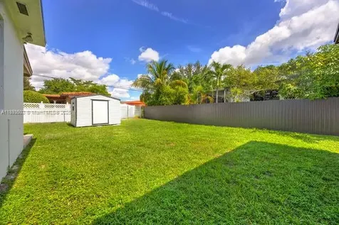 6457 SW 14th Street West Miami FL 33144