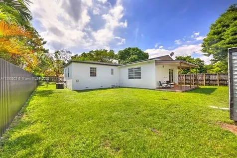 6457 SW 14th Street West Miami FL 33144