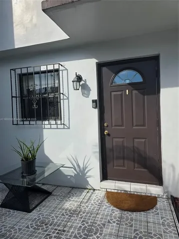 8000 SW 152nd Avenue Miami FL 33193