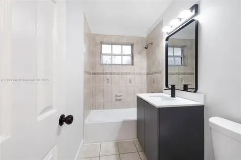 535 NE 162nd Street Miami FL 33162