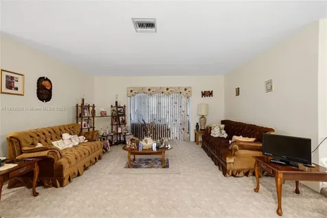 3931 NW 32nd Avenue Lauderdale Lakes FL 33309