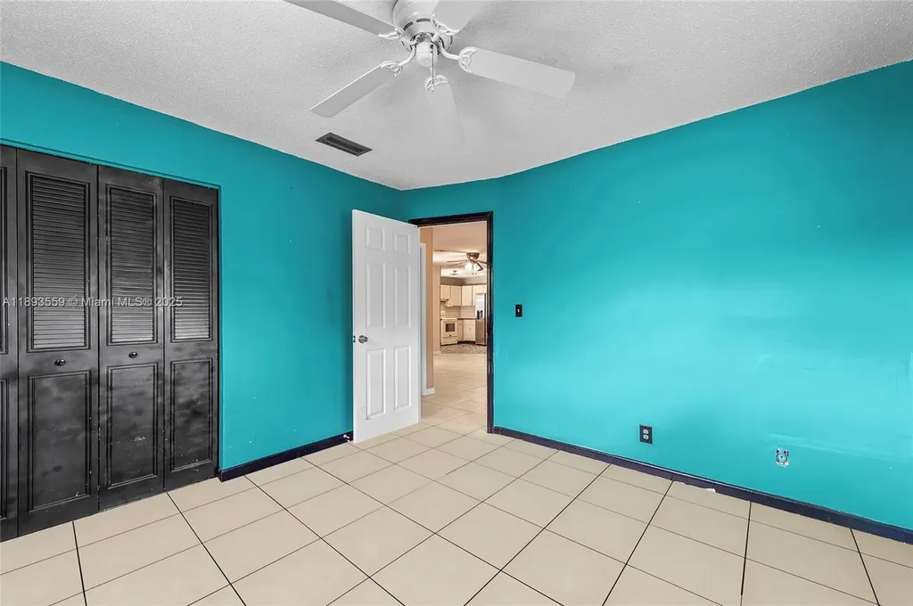 9064 NW 23rd Place Coral Springs FL 33065