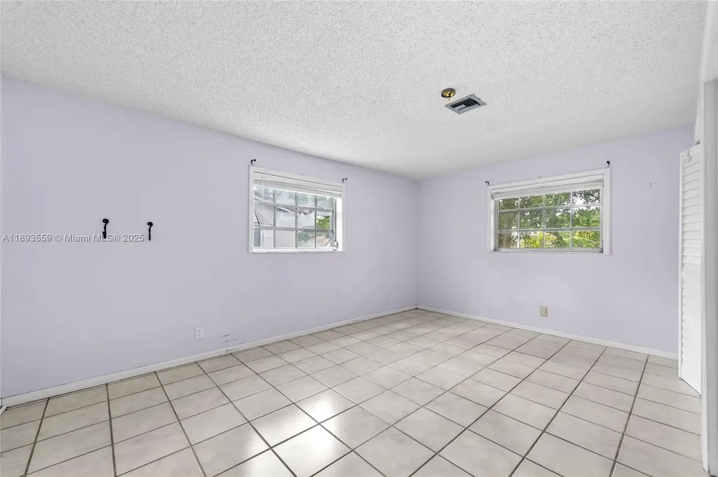 9064 NW 23rd Place Coral Springs FL 33065