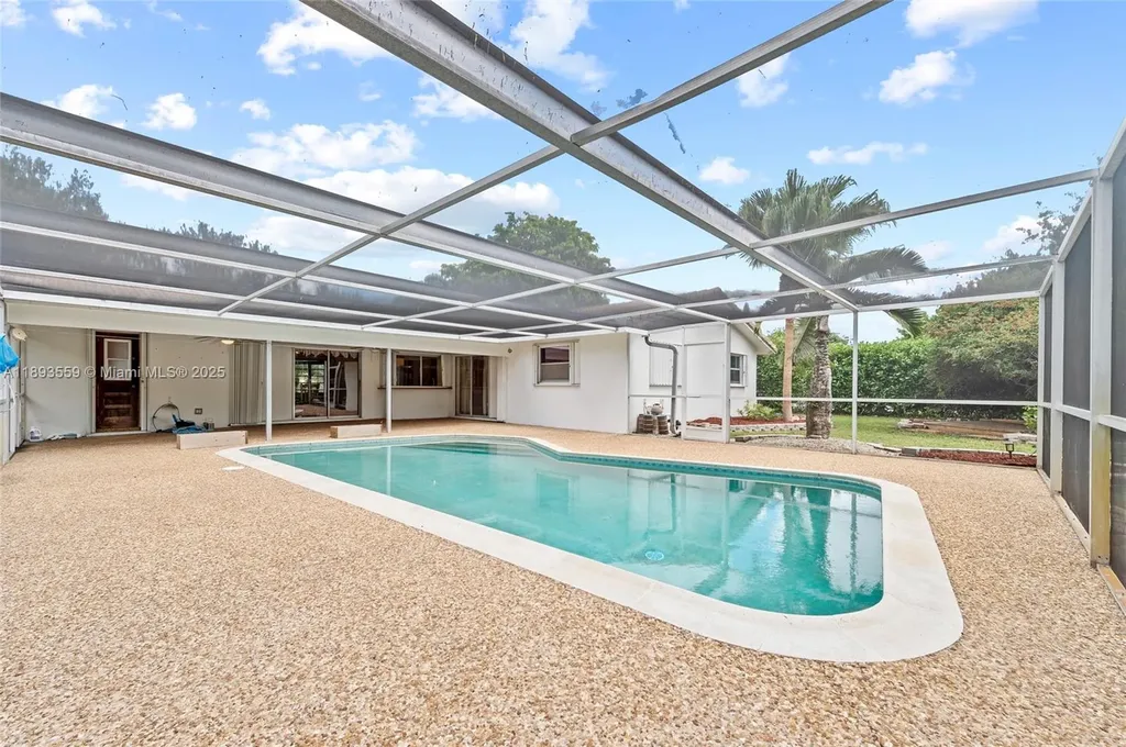 9064 NW 23rd Place Coral Springs FL 33065