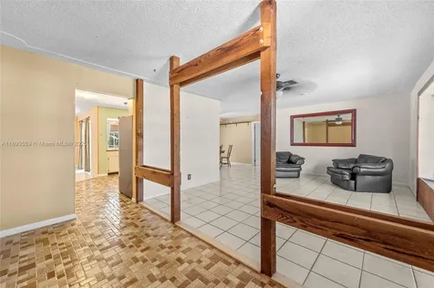 9064 NW 23rd Place Coral Springs FL 33065