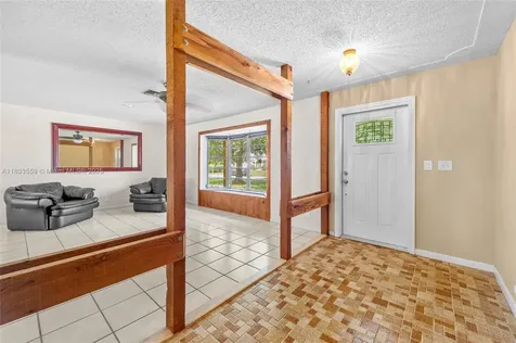 9064 NW 23rd Place Coral Springs FL 33065
