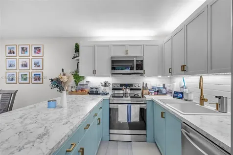 9849 NW 6th Court Plantation FL 33324