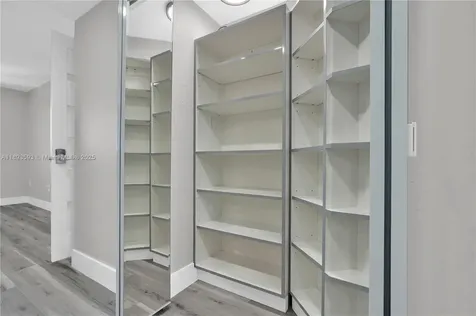 5880 Collins Avenue Miami Beach FL 33140