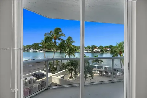 5880 Collins Avenue Miami Beach FL 33140